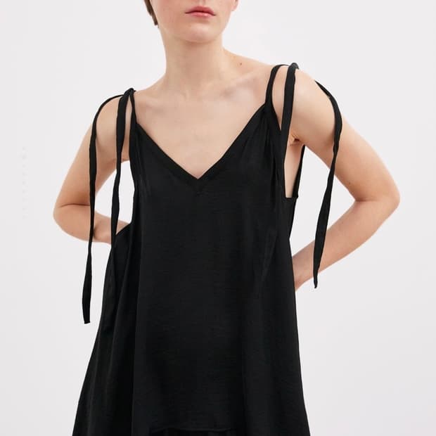 ZARA 자라 새틴 나시 