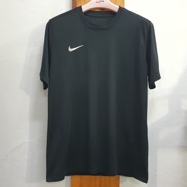 나이키 DRI-FIT 반팔 러닝티(110)