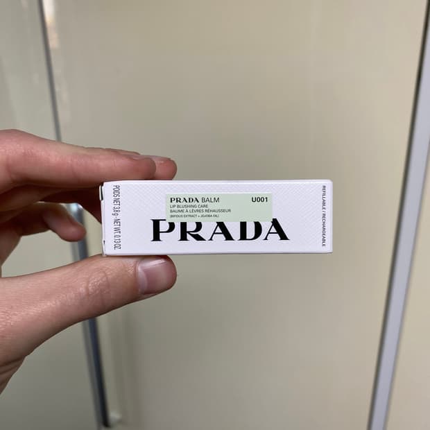 Prada 프라다 블러싱 케어 립밤