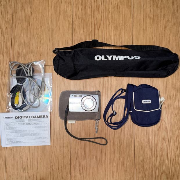 올림푸스 뮤 Olypus μ 820 (스타일러스 820) + 삼각대