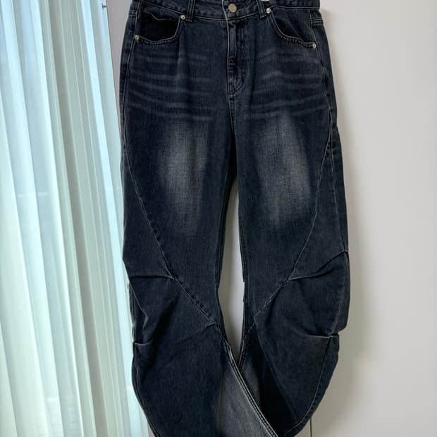 Icdc 커브드데님 CURVED-SEAM WASHED DENIM