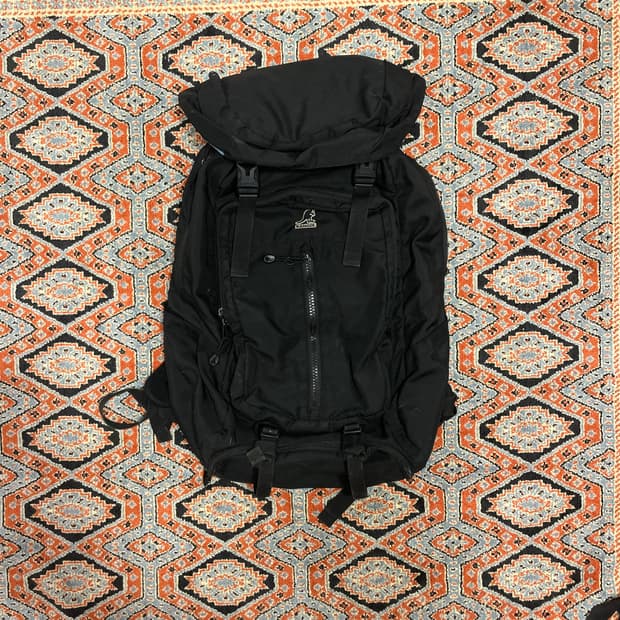 캉골 블랙 트래블 백팩