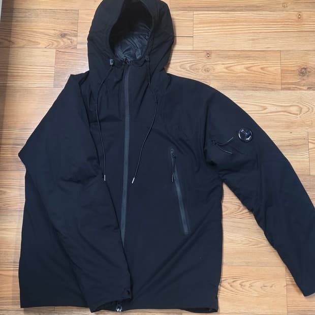 cp컴퍼니 프로텍 프리마로프트 경량패딩