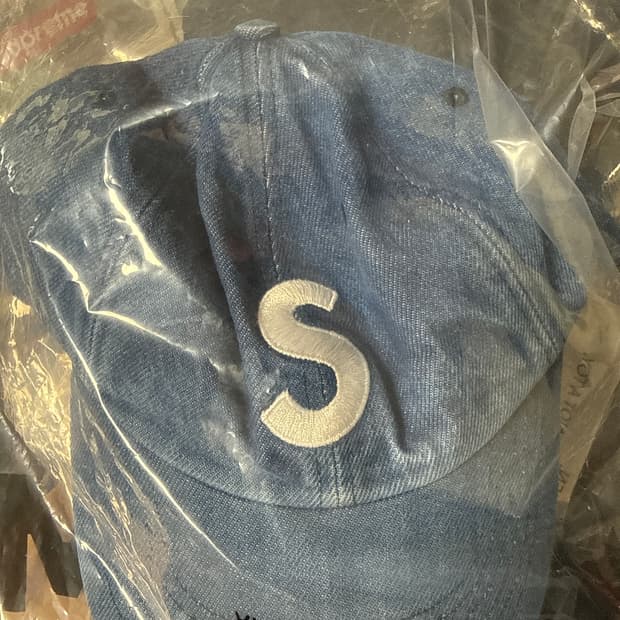 슈프림 피그먼트 S 로고 6-패널 데님 - 24FW