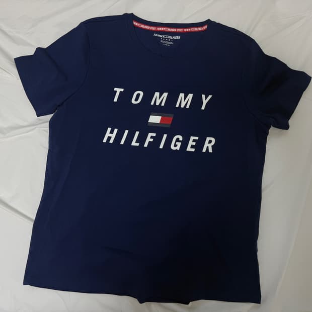tommy hilfiger 티셔츠