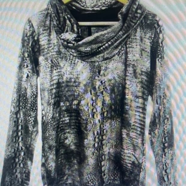 Tornado mart drape hood long sleeve