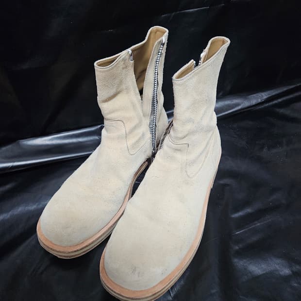 MMRB 스웨이드 부츠 (아이보리)