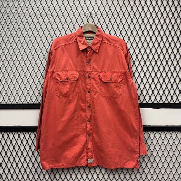 리바이스 긴팔 셔츠 블랙 택 투포켓 디테일 루즈핏 오렌지