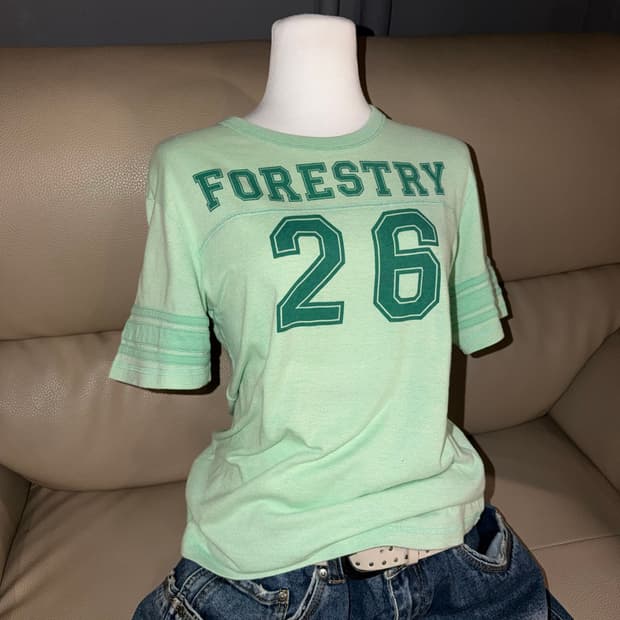 numbering detail mint t-shirt