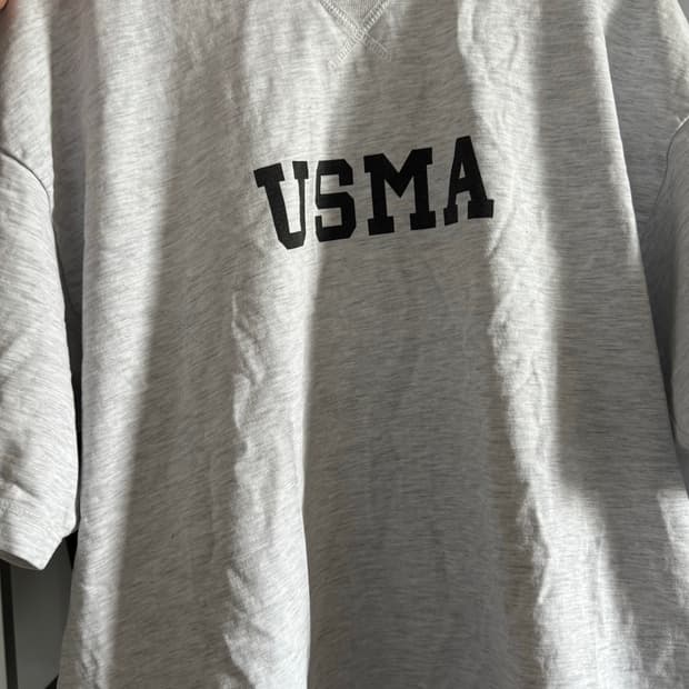 어나더오피스 USMA 티셔츠 그레이 2사이즈