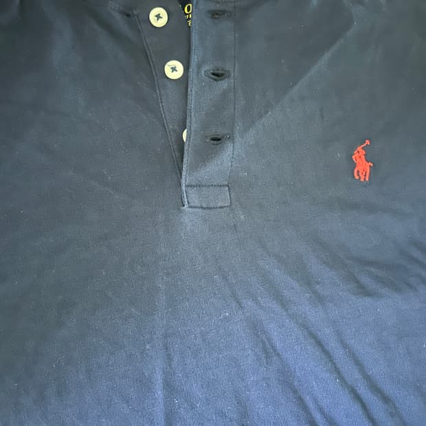 폴로 랄프로렌 헨리넥 티셔츠 네이비 색상