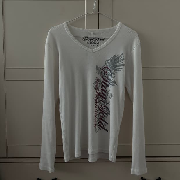 빈티지 레터링 브이넥 니트