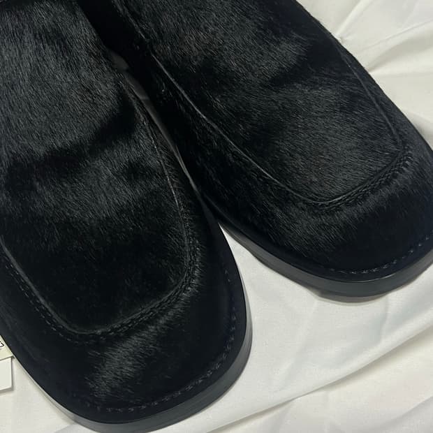 cos 아틀리에 레더 송치 로퍼 43