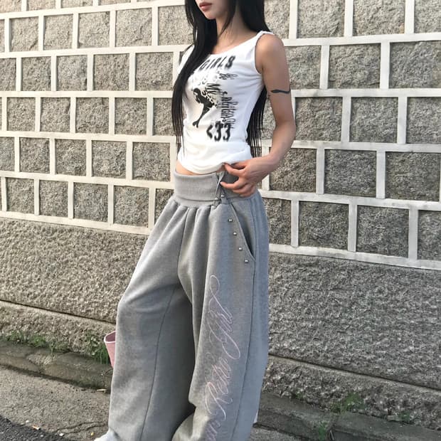 LUVISTRUE X HUMANRETROGIRL TRAINING PANT