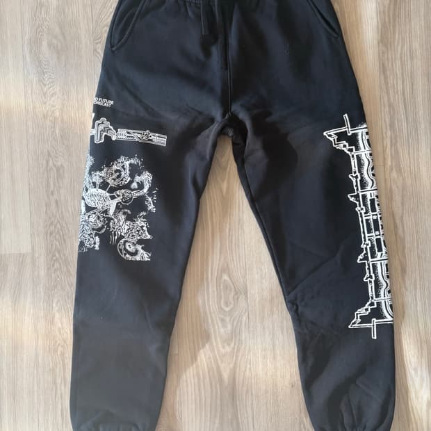 브레인데드 네오퓨처 스웻팬츠 S