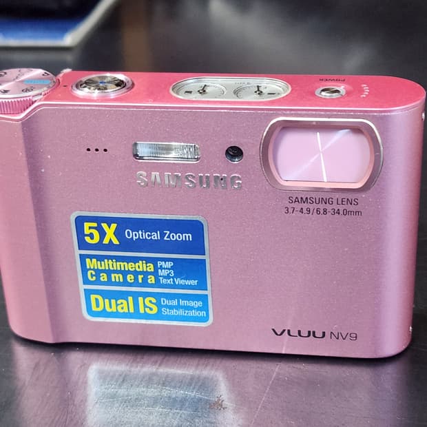 삼성 VLUU NV9 빈티지 디카 핑크