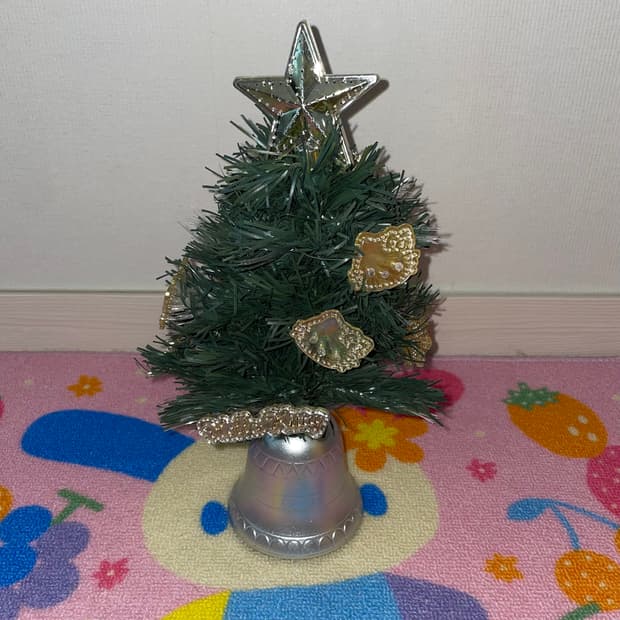 [희귀매물] 01년도 고전 키티 크리스마스 실버 트리