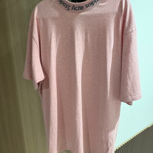 Acne studios 핑크로고 반팔티