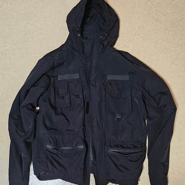 디미트리 블랙 블라디미르 멀티 포켓 테크니컬 자켓