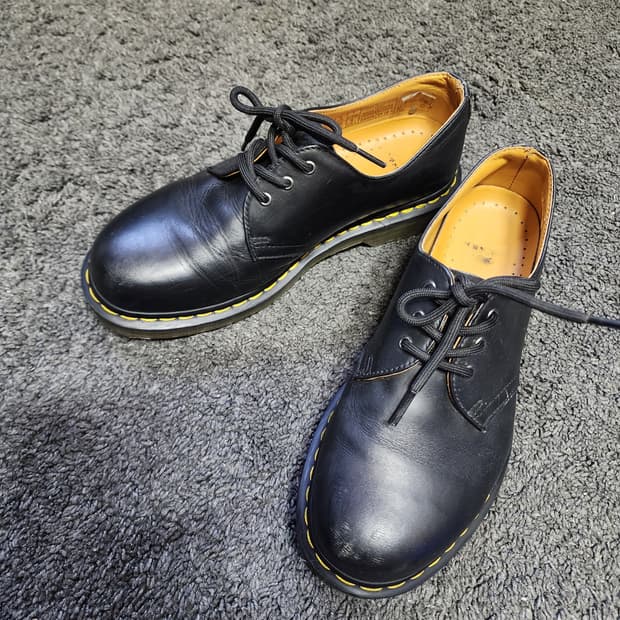 닥터마틴 1461 블랙 스무스 eu39사이즈