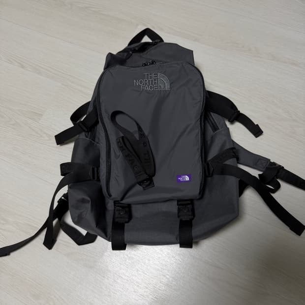 노스페이스 퍼플라벨 코듀라 나일론 데이팩 그레이