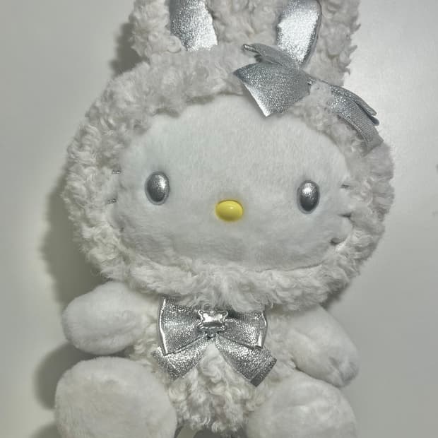 산리오 눈토끼키티 인형