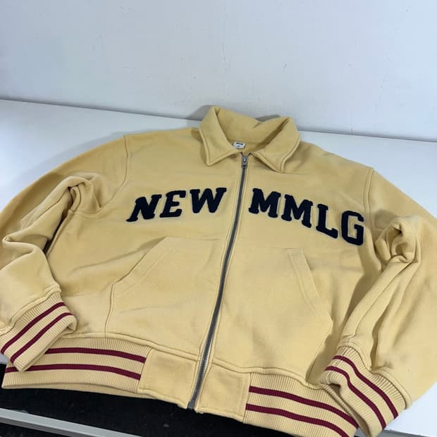 M MMLG 겨자 빅로고 카라넥 집업