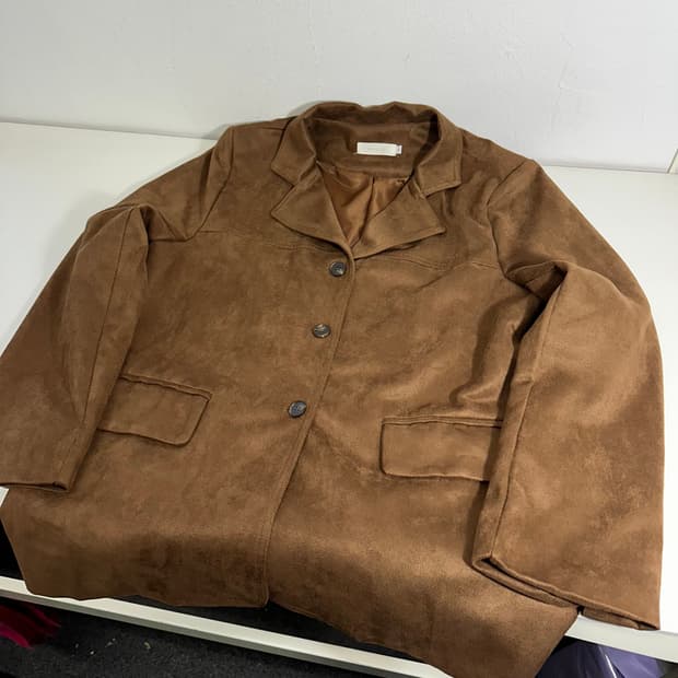 우먼L 빈티지 클래식핏 3버튼 스웨이드 블레이저