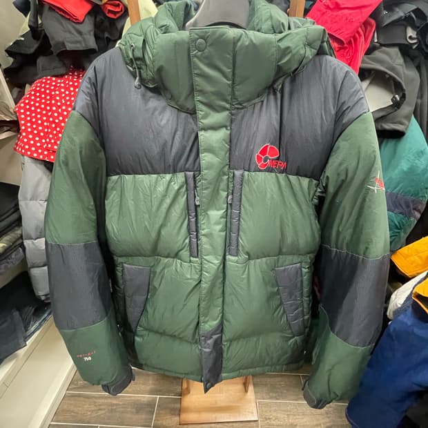 네파 패딩 점퍼 그린/블랙 750필파워 대장급 