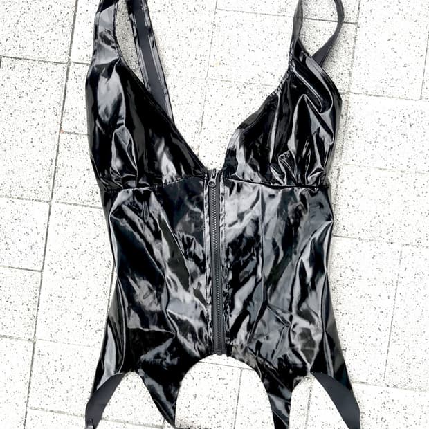 Bat shape glossy leather garter top