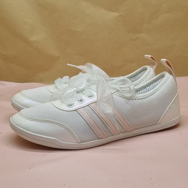 아디다스 디오나 발레 코어 스니커즈 235