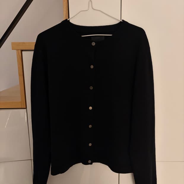 머듈 숏 니트 가디건