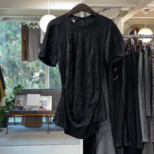 아츠로 타야마 레이온 탑