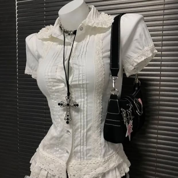 에이블리 러플프릴 엔젤 슬림 블라우스 판매합니당🤍
