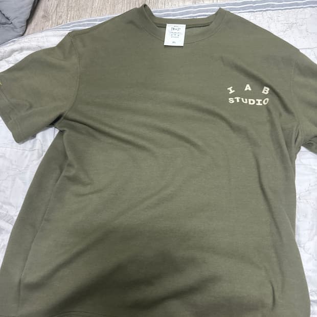 아이앱 스튜디오 DP티셔츠 아미그린