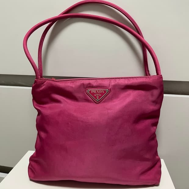 프라다 핑크 나일론 백(정품감정서 포함)