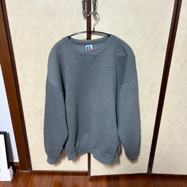 러셀 맨투맨 차콜 L