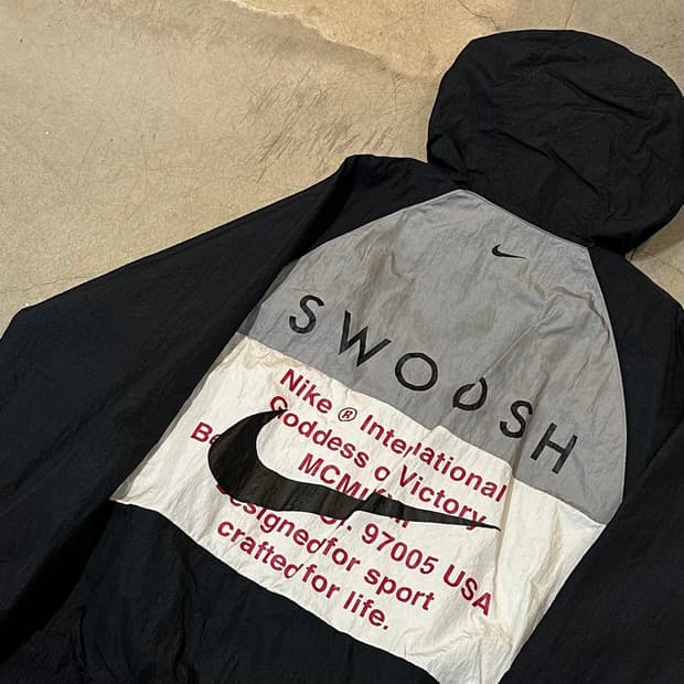XXL 나이키 더블 스우시 바람막이