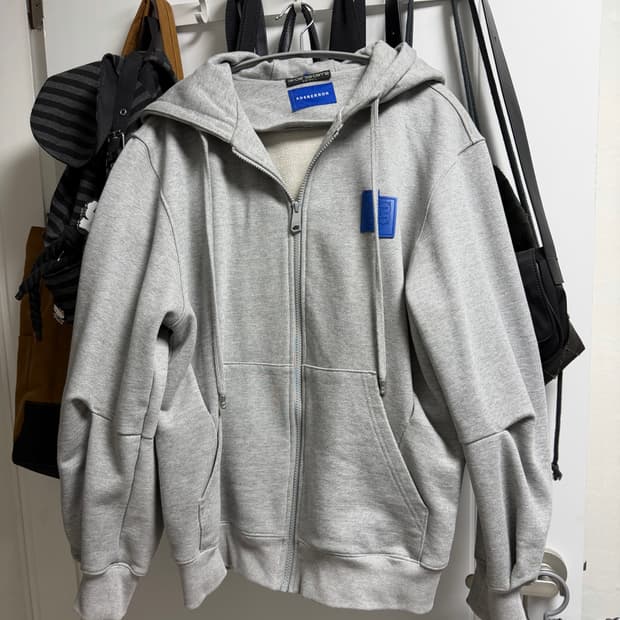 아더에러 데칼 후드집업 A1