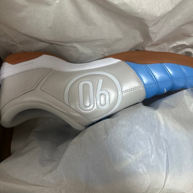 나이키 토탈 90 유니버시티 블루/화이트-바스트 그레이