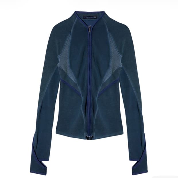 혜인서 slashed zip top