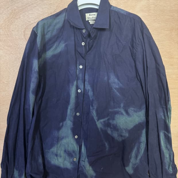 아크네 셔츠 (Acne)