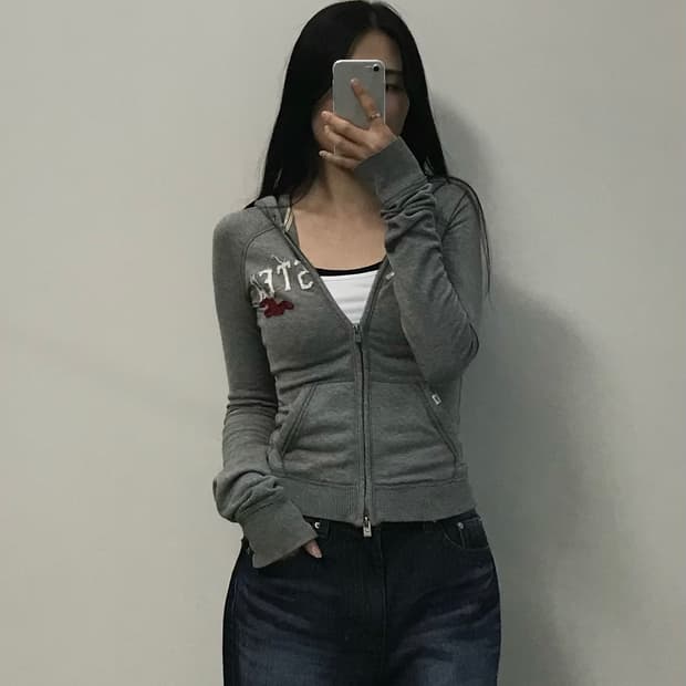 홀리스터 y2k 와투케 딱붙 그레이 후드집업