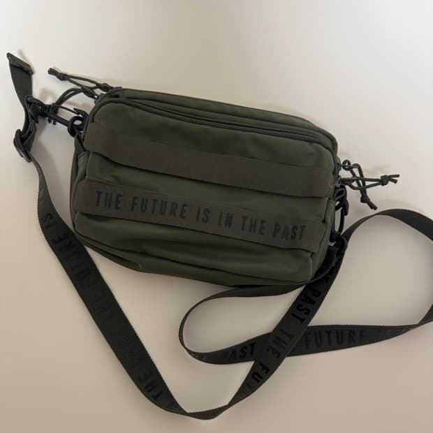 휴먼메이드 밀리터리 파우치 올리브