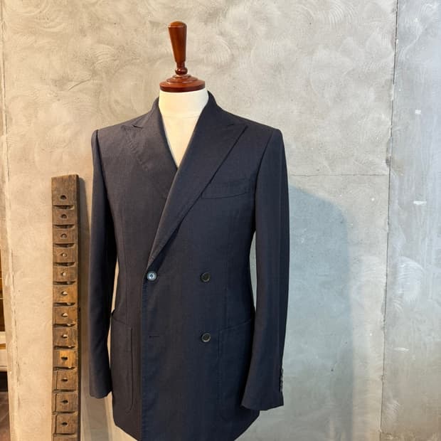 ATTIRE 더블 브레스티드 자켓 100