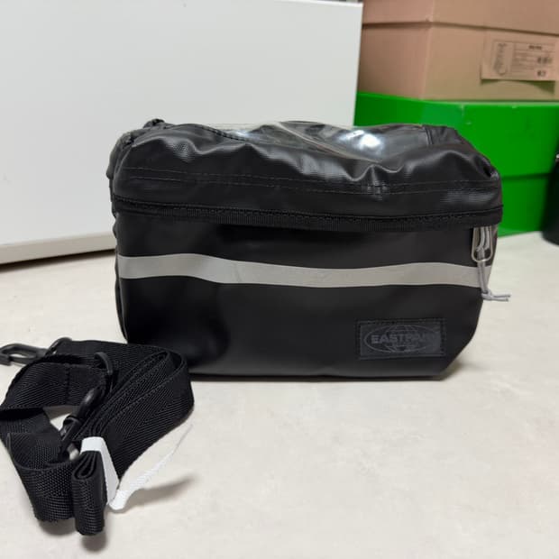이스트팩 블랙 자전거 핸들바백 자전거가방