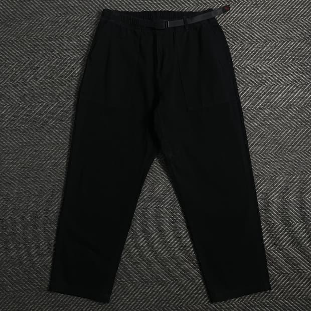 그라미치 벨티드 테이퍼드 치노 팬츠 블랙o 3954