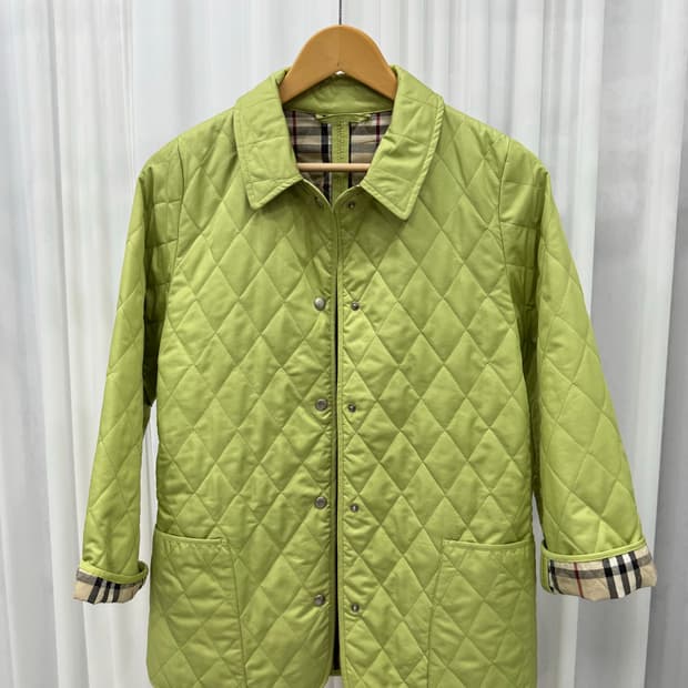 버버리 퀼팅 자켓