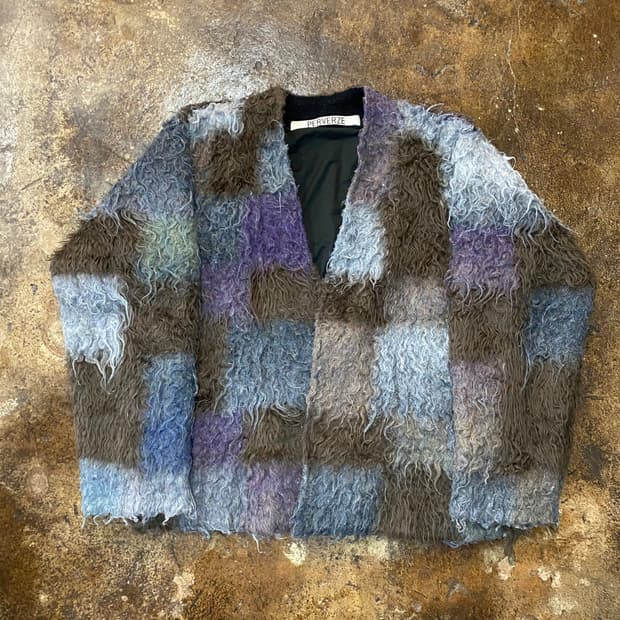 PERVERZE 퍼버즈 패치워크 퍼 자켓