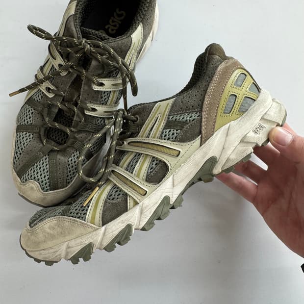 아식스 젤 소노마 